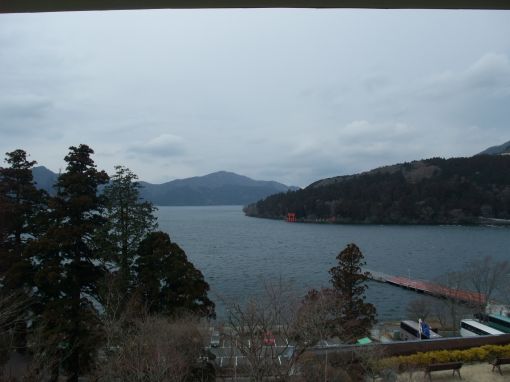 成川美術館から望む芦ノ湖